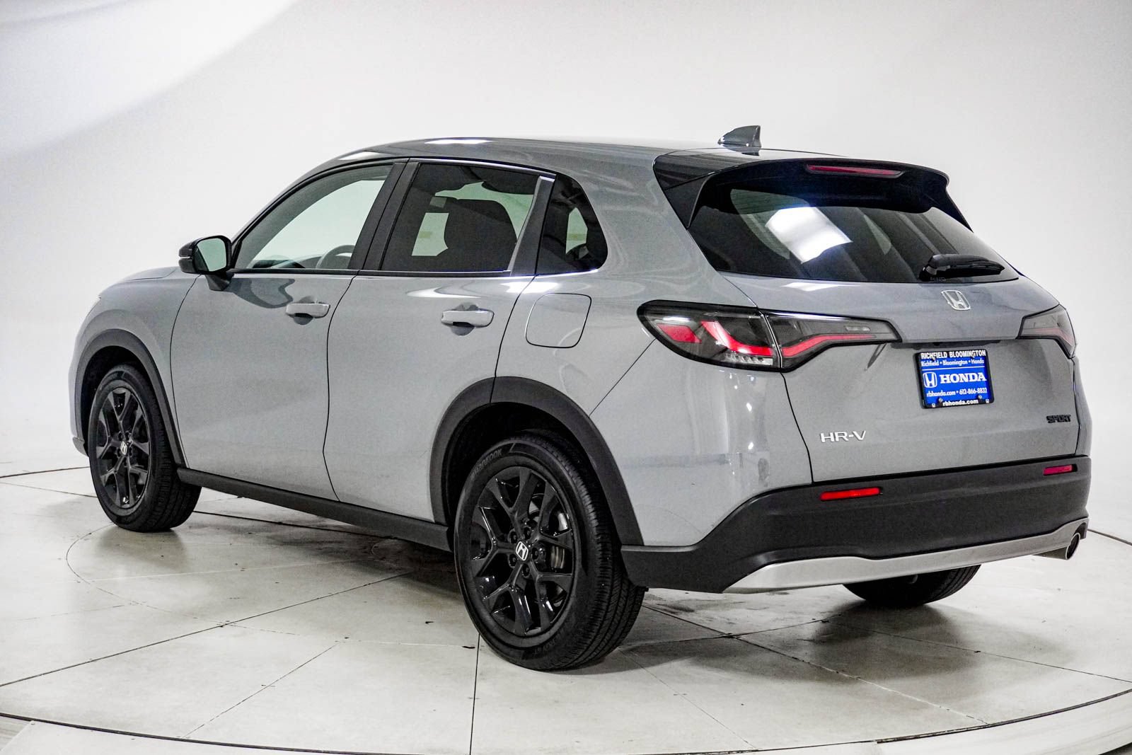 Used 2024 Honda HR-V Sport image 6