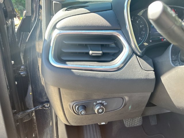 Used 2021 Chevrolet Equinox LT FWD image 22
