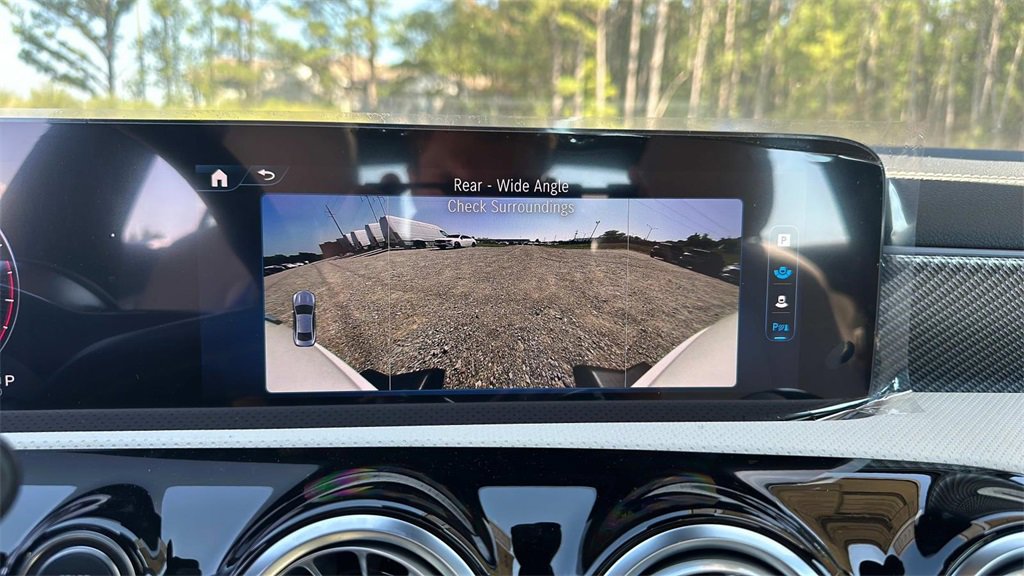 Used 2025 Mercedes-Benz CLA 250 image 19