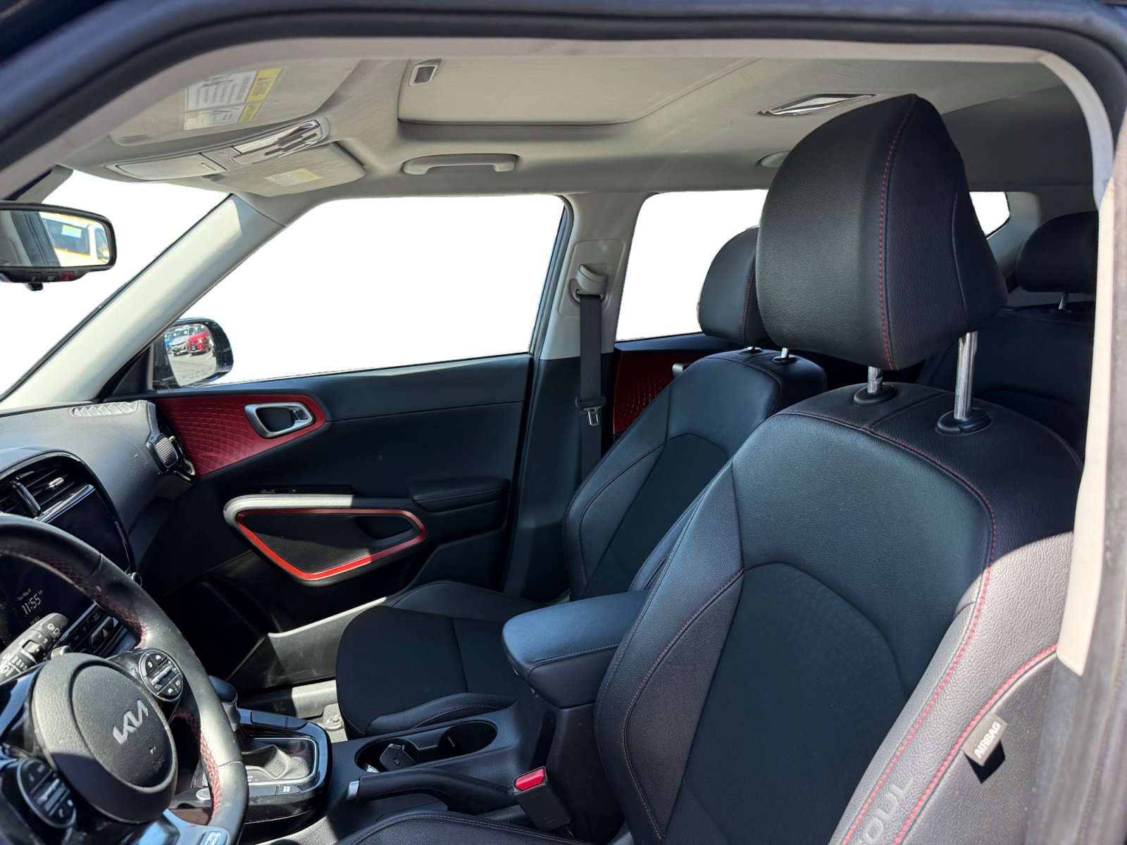 Used 2023 Kia Soul GT-Line FWD image 10