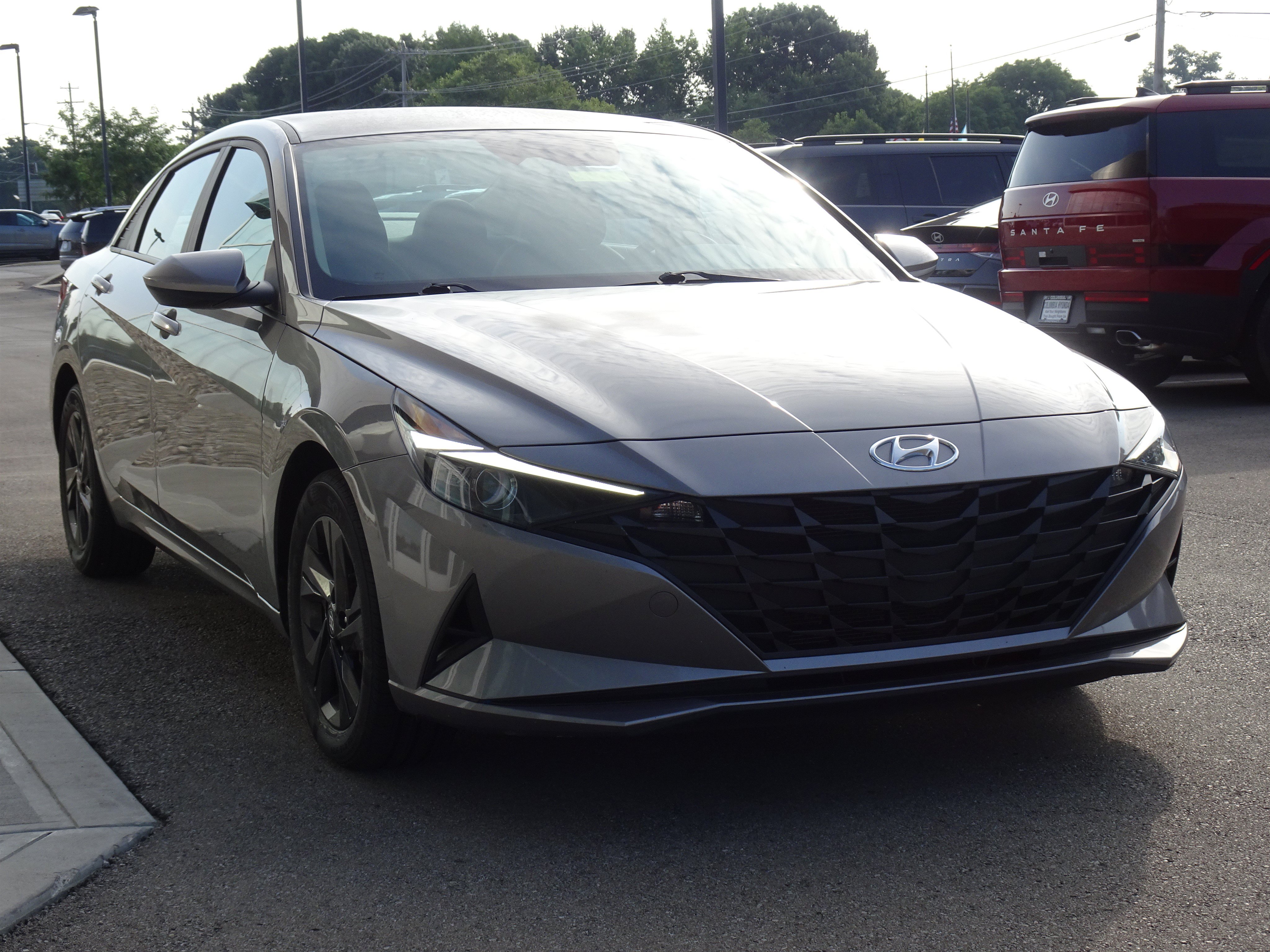 Used 2023 Hyundai Elantra SEL FWD image 6