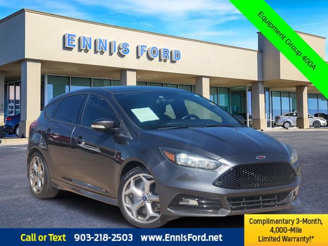 Used 2017 Ford Focus ST FWD image 1