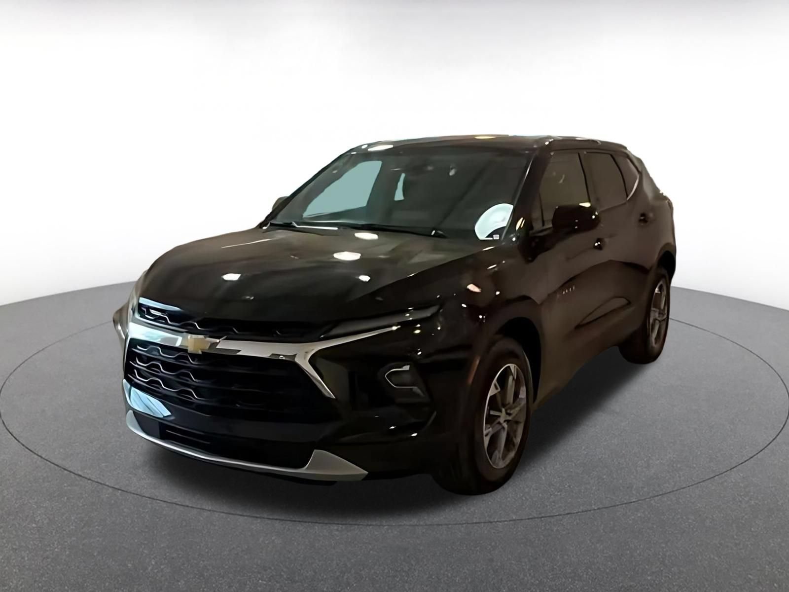 Used 2025 Chevrolet Blazer LT FWD image 6