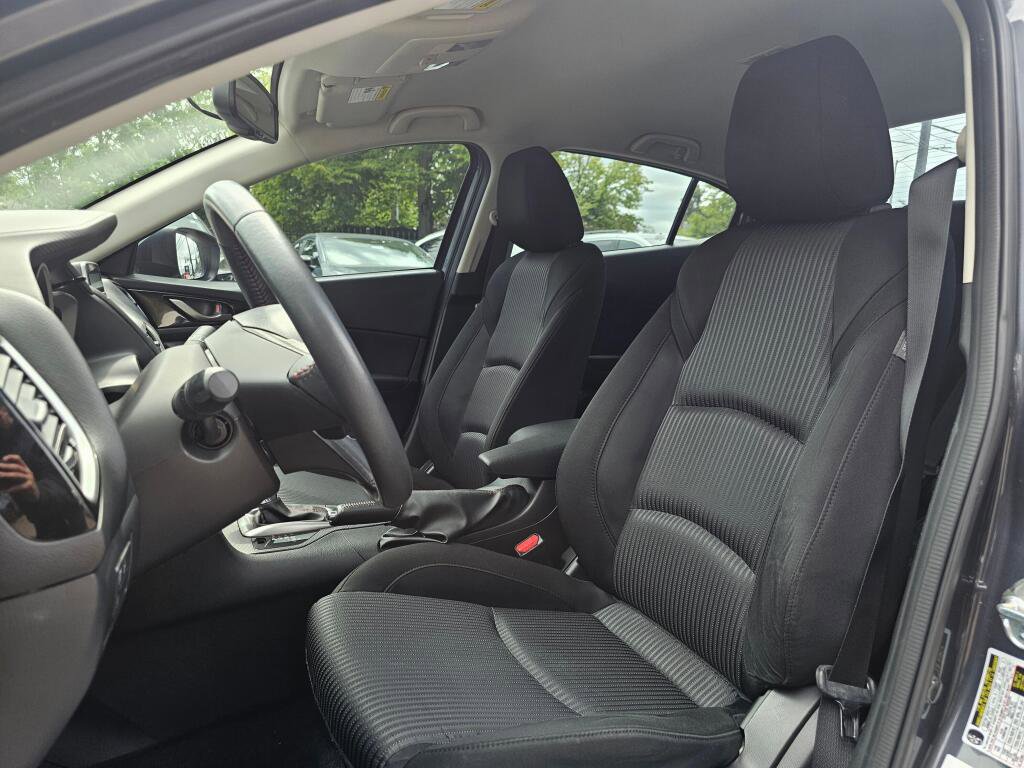 Used 2014 MAZDA MAZDA3 i Touring FWD image 20