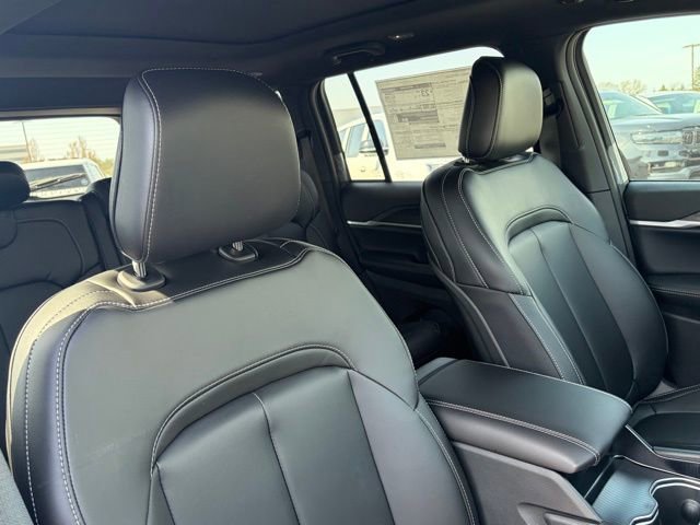 New 2026 Jeep Grand Cherokee Limited AWD/4WD image 31