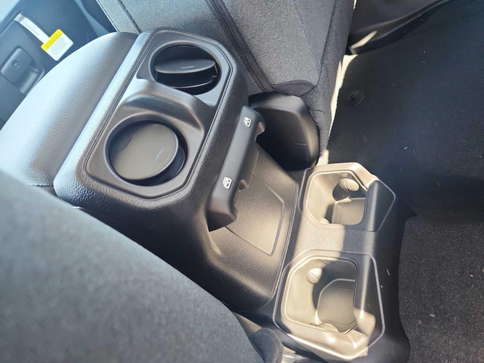 New 2025 Jeep Gladiator Sport image 31