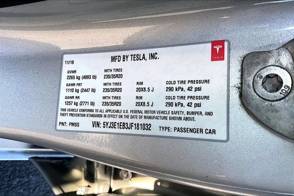 Used 2018 Tesla Model 3 Performance AWD/4WD image 30