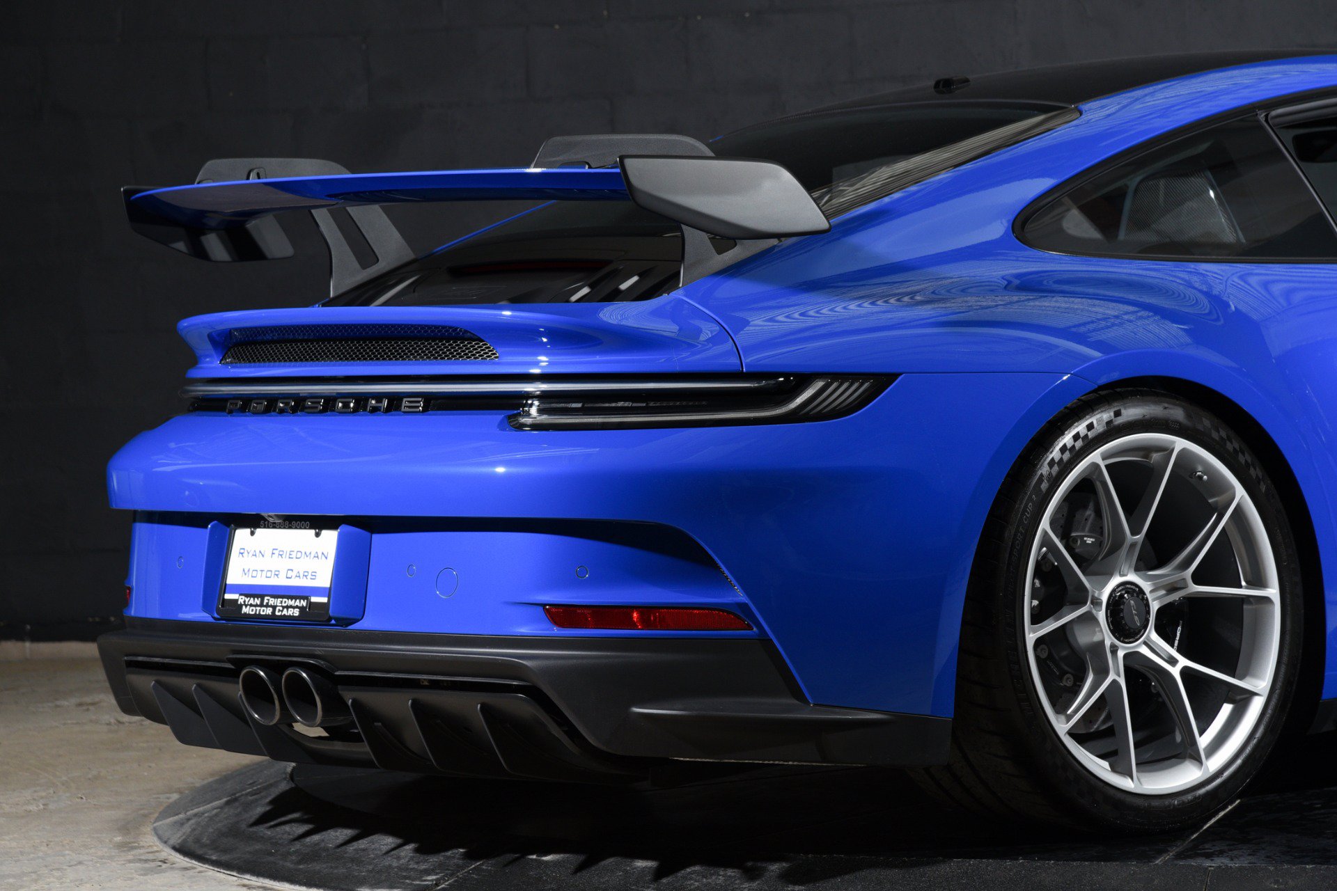 Used 2022 Porsche 911 GT3 RWD image 19