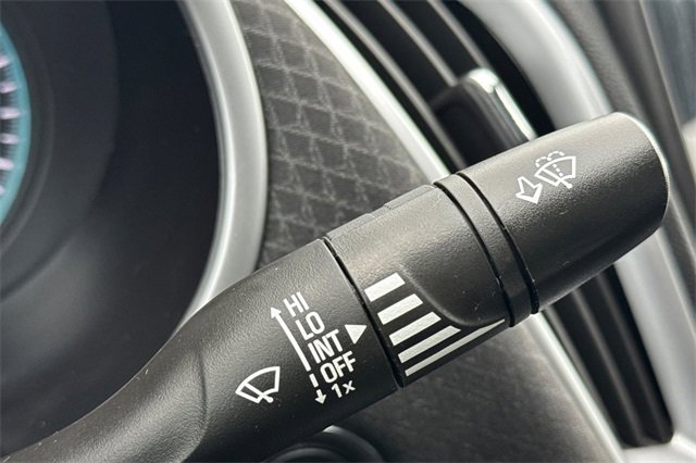 Used 2023 Chevrolet Malibu LT image 40