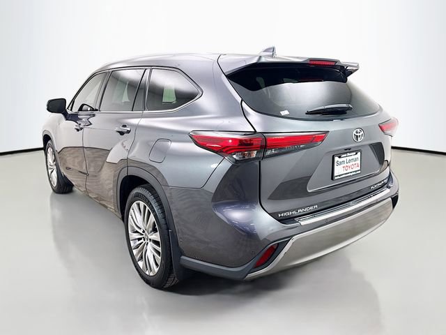 Used 2022 Toyota Highlander Platinum image 5