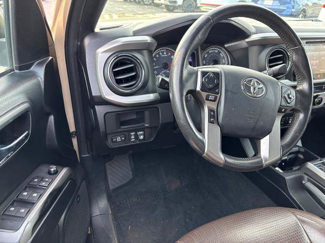 Used 2017 Toyota Tacoma Limited image 9
