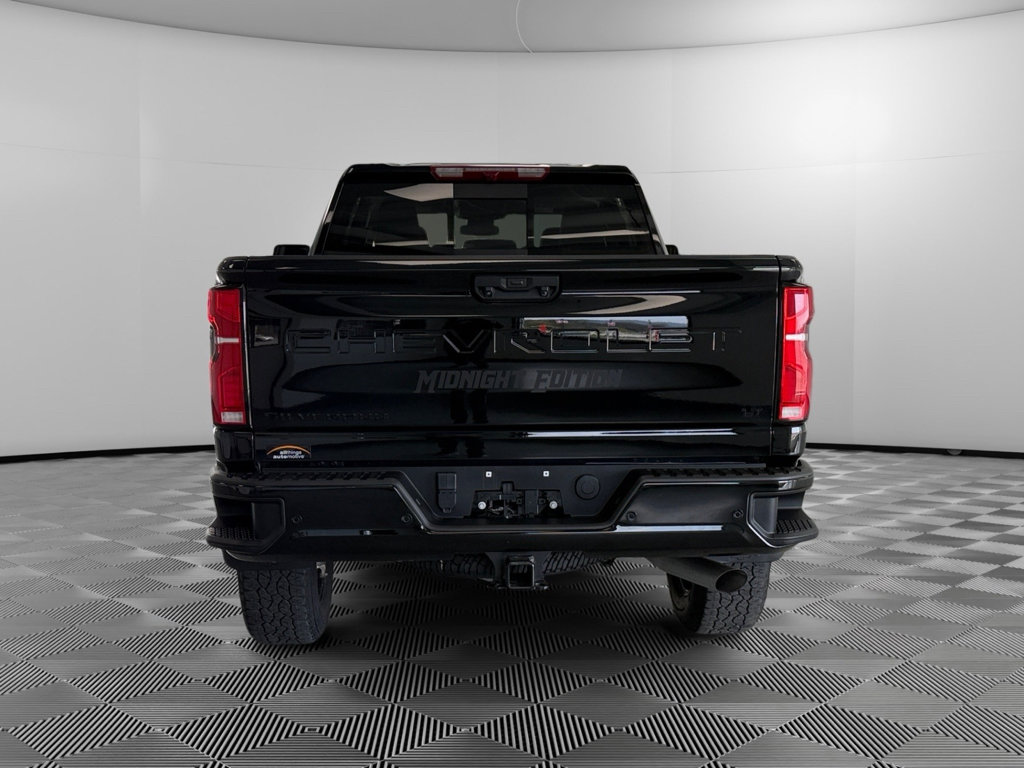 Used 2024 Chevrolet Silverado 2500 LT w/ Midnight Edition image 7