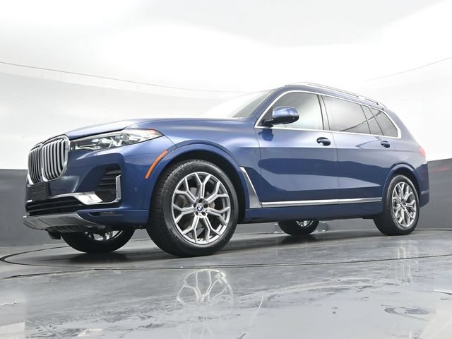 Used 2022 BMW X7 xDrive40i w/ Parking Assistance Package AWD/4WD image 39