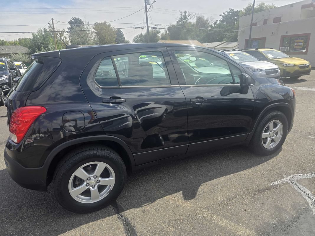 Used 2016 Chevrolet Trax LS AWD/4WD image 7