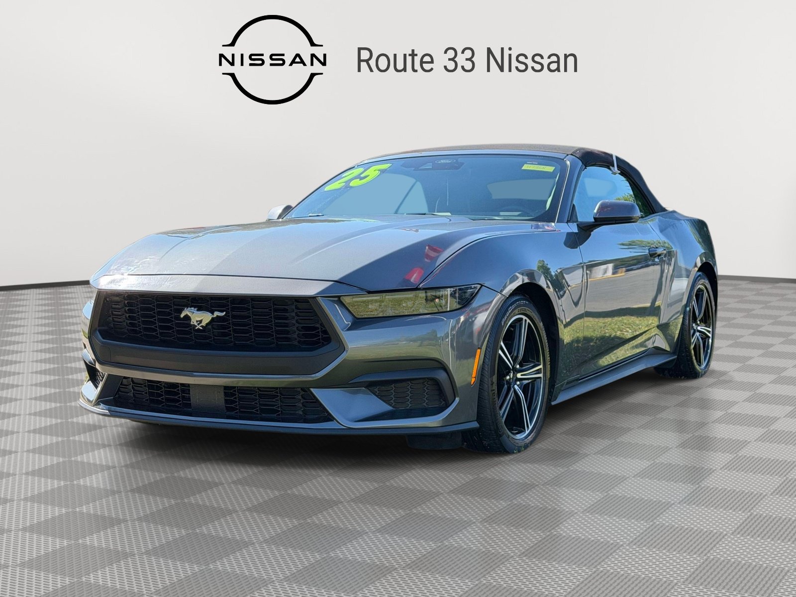 Used 2025 Ford Mustang Premium RWD image 2