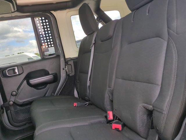 Used 2018 Jeep Wrangler Unlimited Sport AWD/4WD image 14
