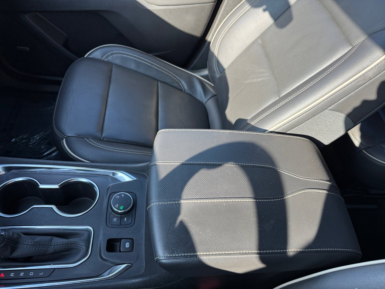 Used 2023 Chevrolet Traverse Premier image 14