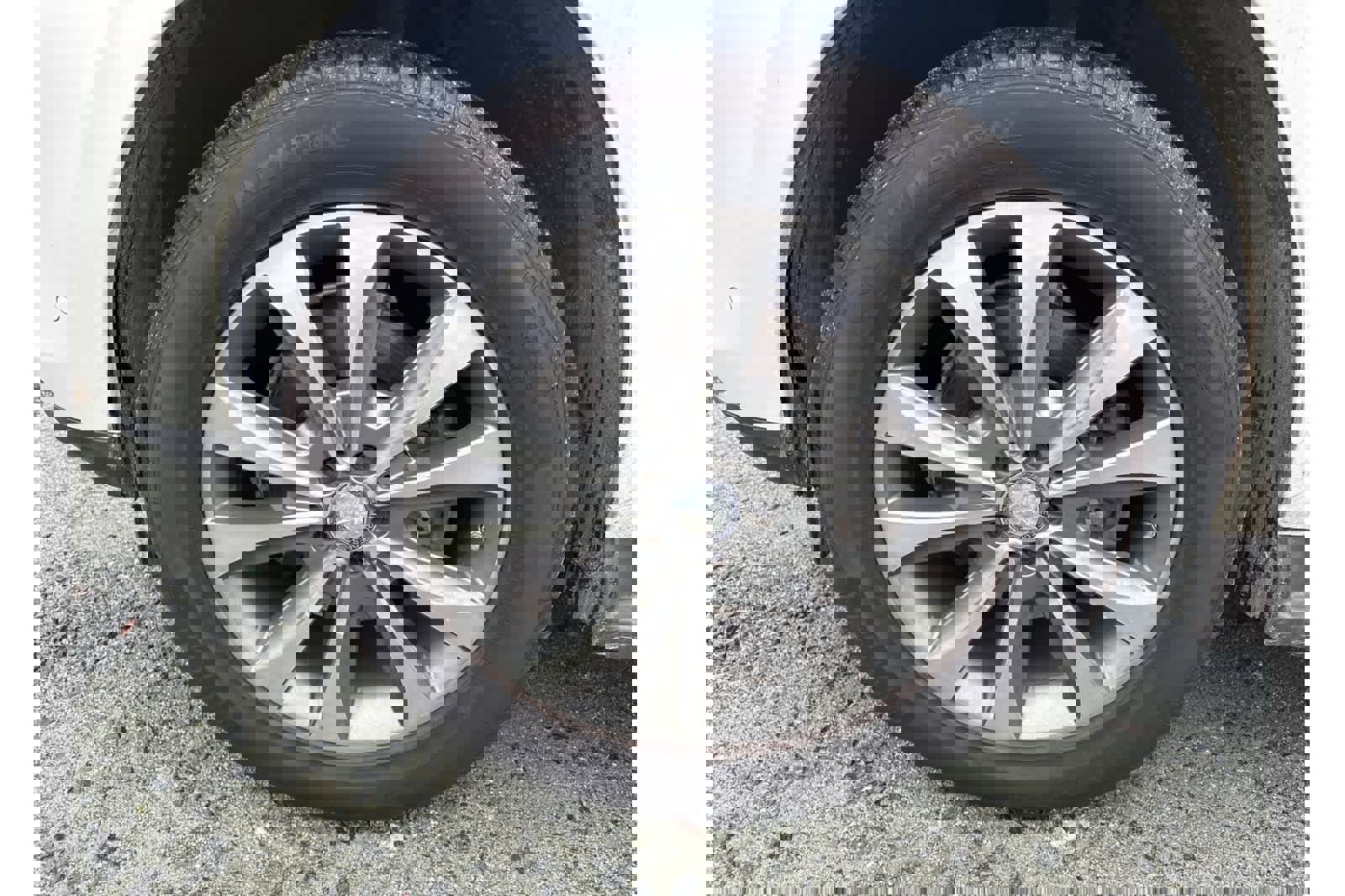 Used 2016 Mercedes-Benz GL 320 GL 350 BlueTEC image 24