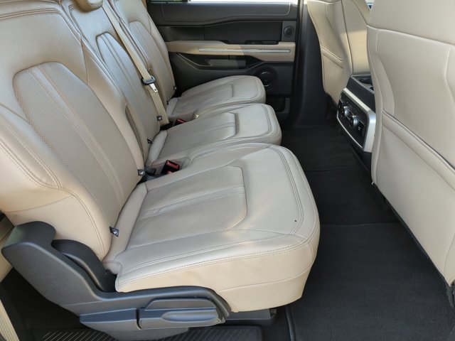 Used 2024 Ford Expedition Max Limited RWD image 20