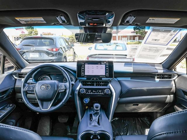 Used 2022 Toyota Venza XLE AWD/4WD image 13