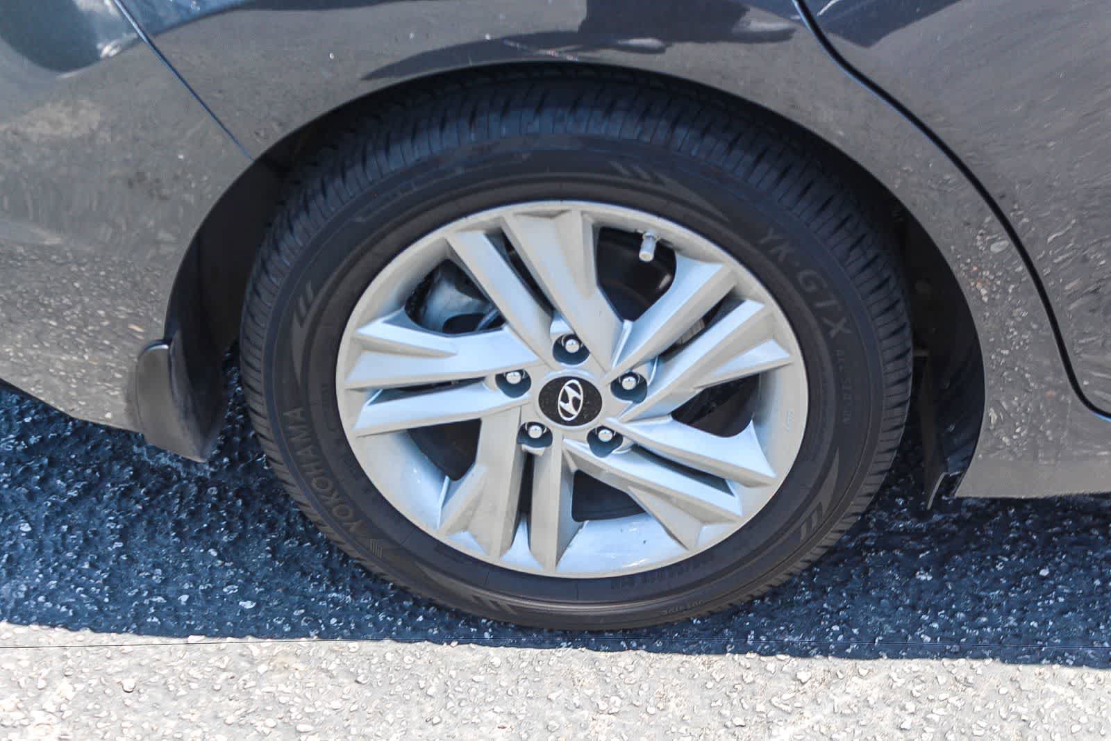 Used 2020 Hyundai Elantra Value Edition w/ Cargo Package (C1) FWD image 11
