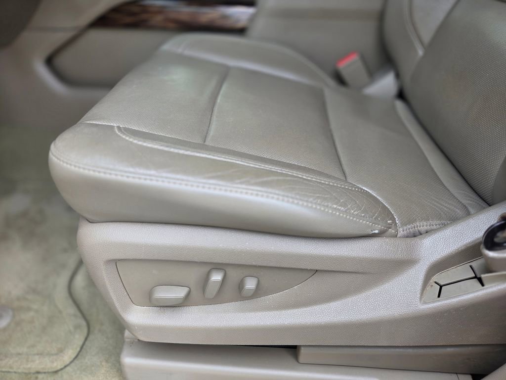 Used 2016 GMC Yukon SLT w/ Open Road Package image 29