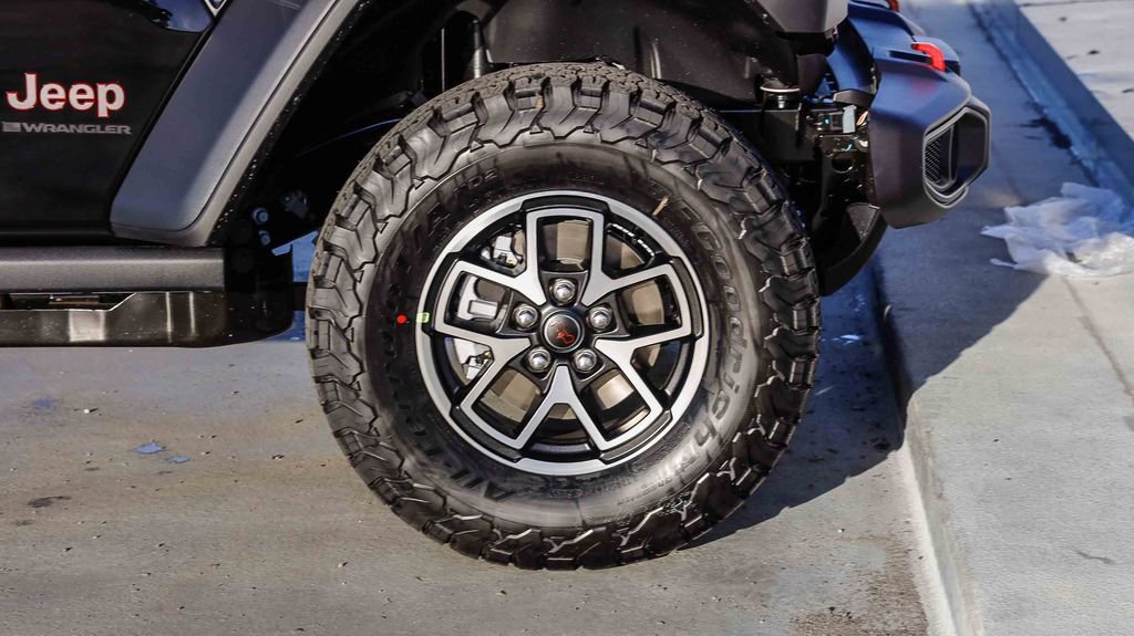 New 2026 Jeep Wrangler Unlimited Rubicon AWD/4WD image 11
