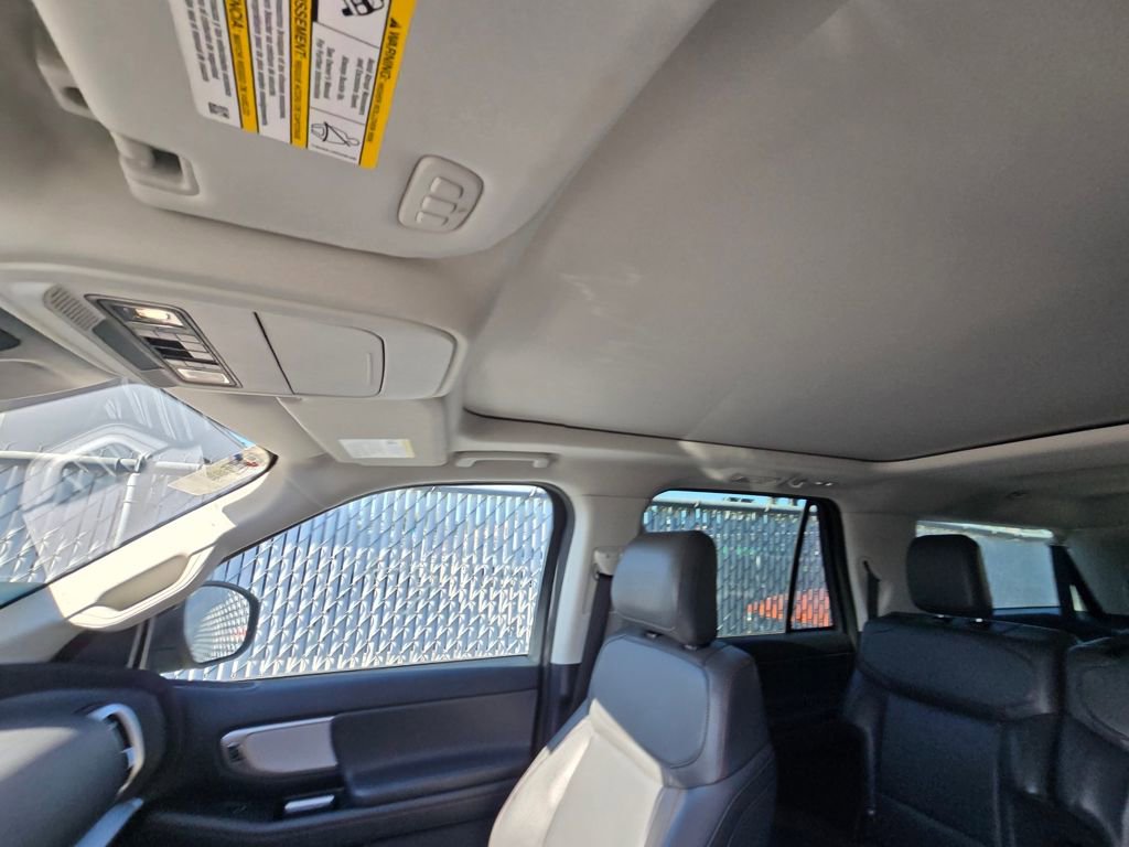 Used 2025 Ford Expedition Max Active image 9