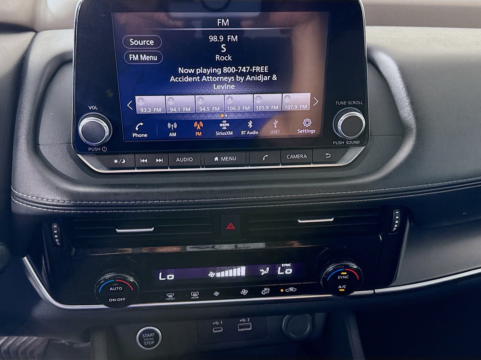 Used 2022 Nissan Rogue SV FWD image 18