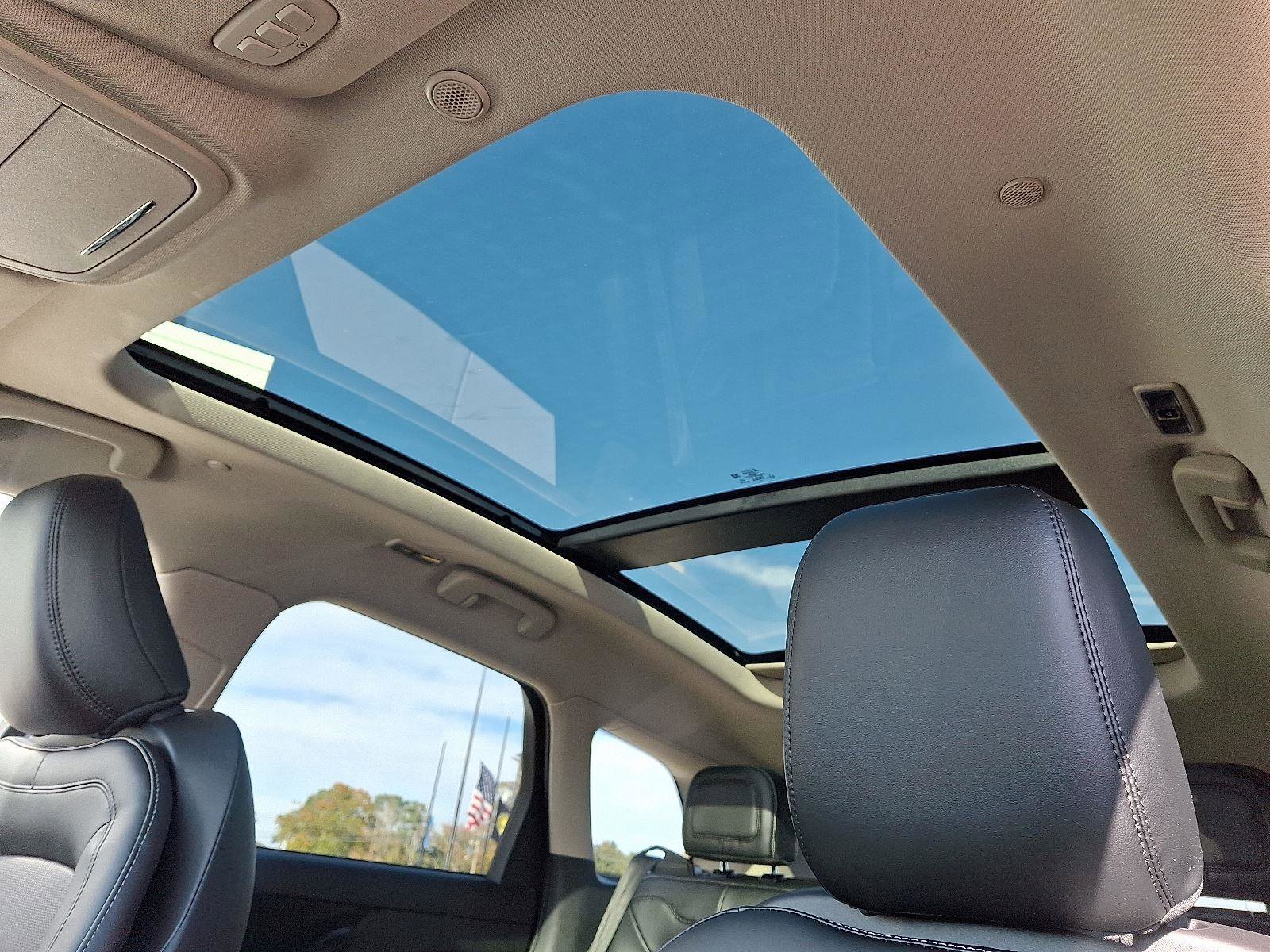 New 2026 Lincoln Corsair Reserve w/ Jet Appearance Package image 8