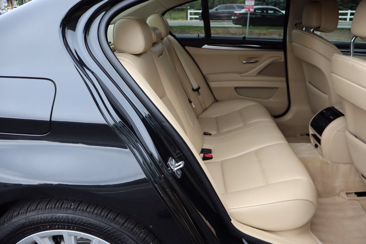 Used 2011 BMW 535i xDrive Sedan AWD/4WD image 21