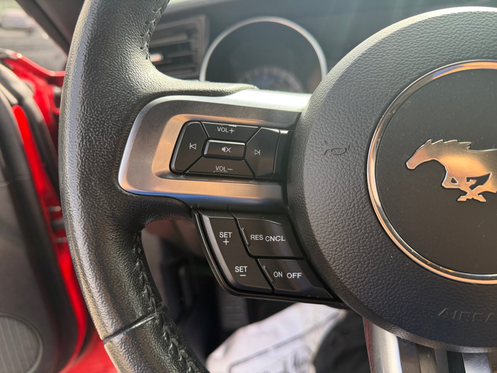 Used 2021 Ford Mustang Coupe RWD image 20