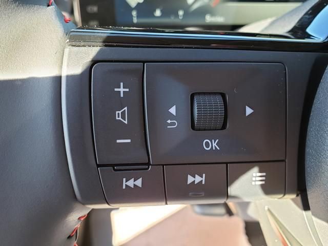 New 2026 Nissan Kicks SR w/ Cold Weather Package image 21