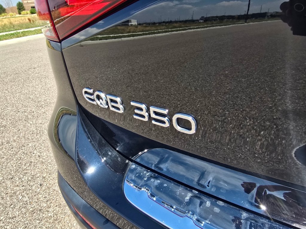 Used 2023 Mercedes-Benz EQB 350 4MATIC SUV w/ Pinnacle Package image 13
