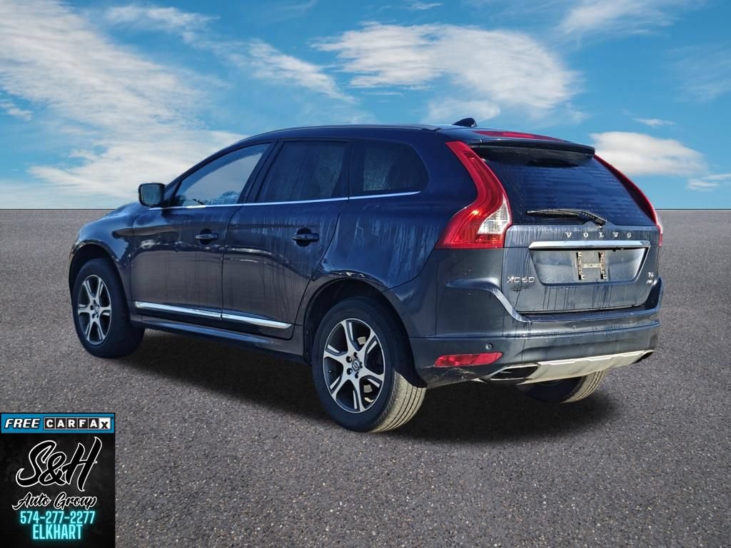 Used 2015 Volvo XC60 T6 w/ Proximity Package AWD/4WD image 14