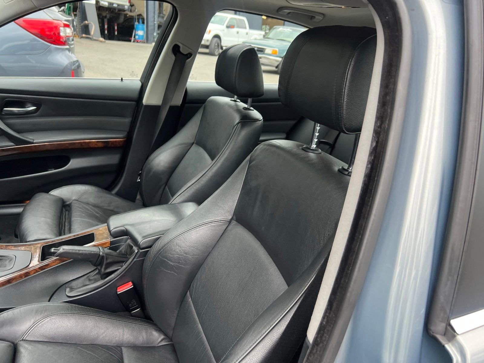 Used 2006 BMW 330xi Sedan AWD/4WD image 14