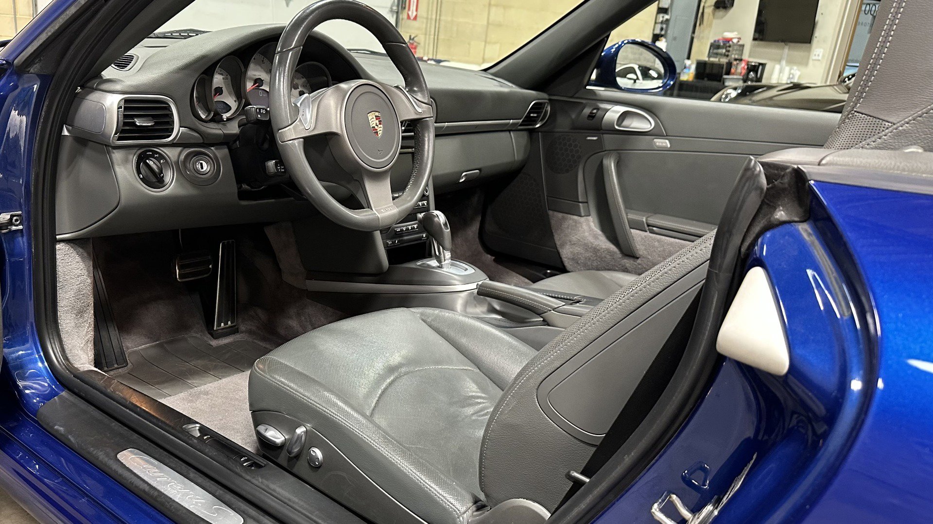 Used 2009 Porsche 911 Carrera S image 26