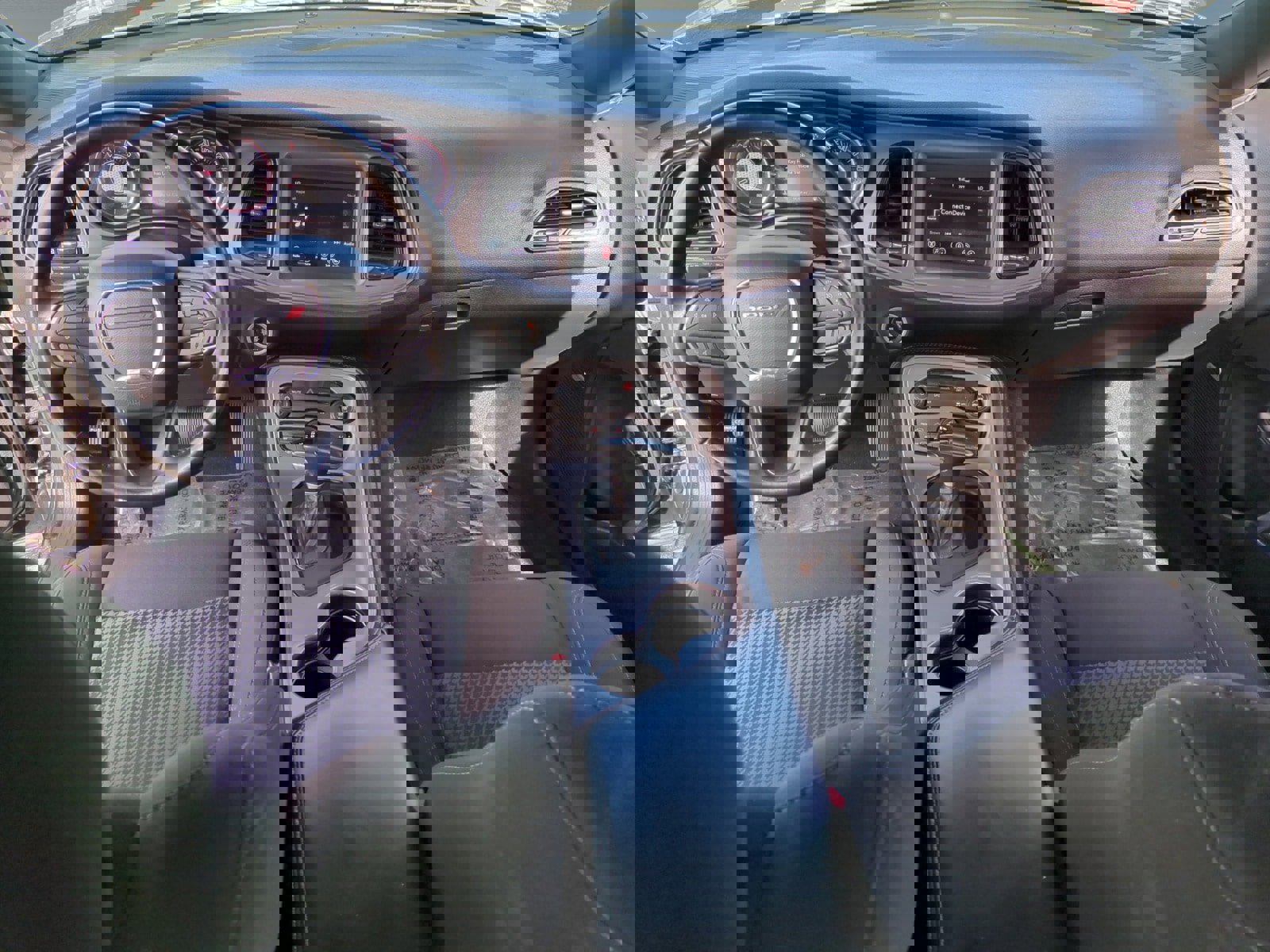 Used 2023 Dodge Challenger SXT image 20