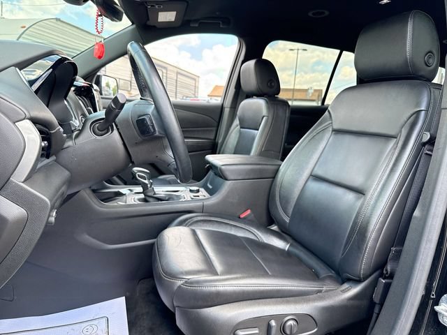 Certified 2023 Chevrolet Traverse LT w/ LT Premium Package AWD/4WD image 11