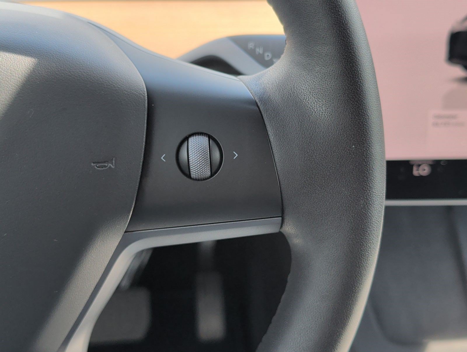 Used 2023 Tesla Model Y Long Range AWD/4WD image 15