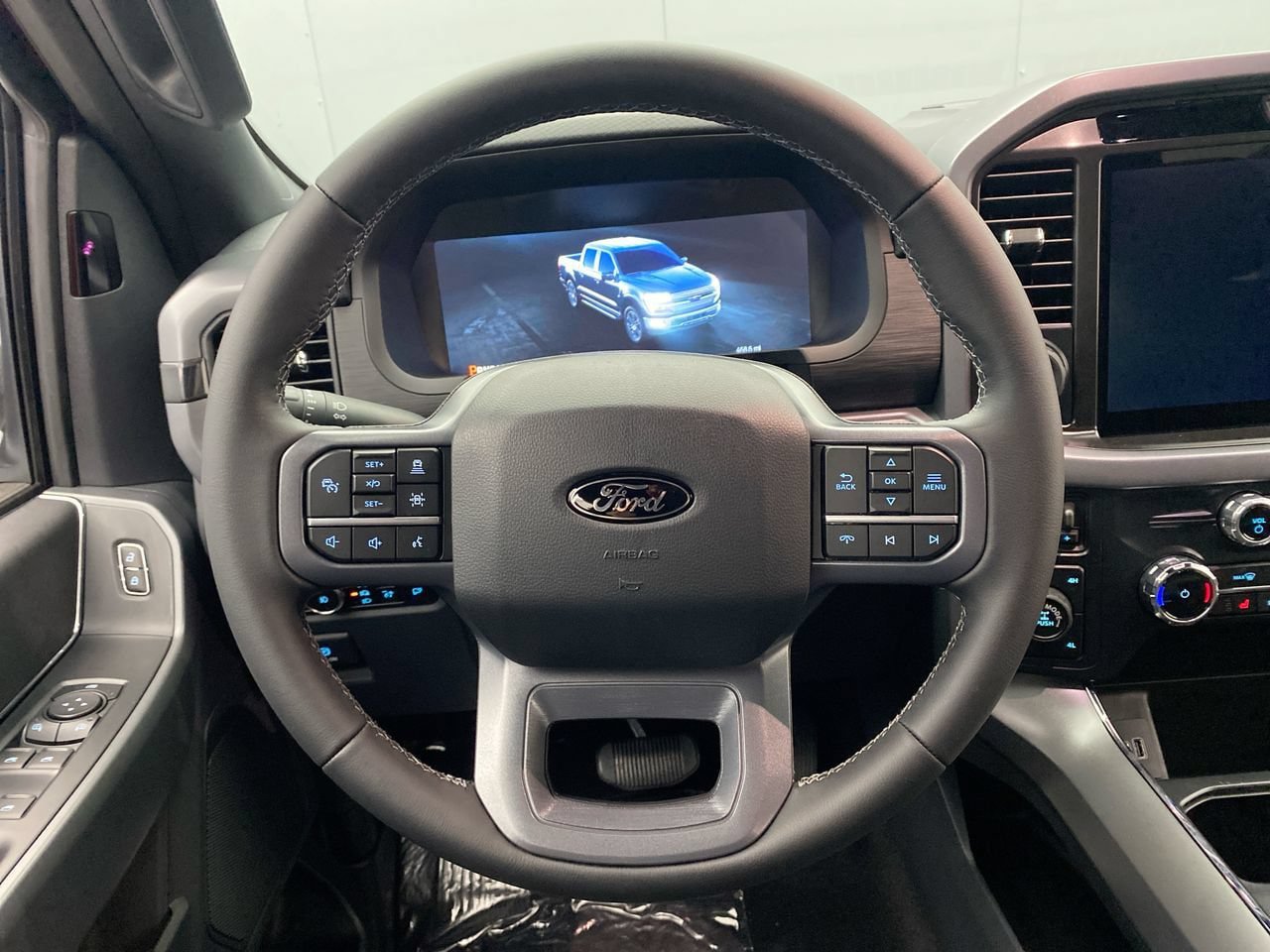 New 2026 Ford F150 XLT w/ Equipment Group 302A MID AWD/4WD image 16