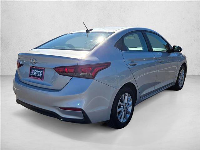 Used 2022 Hyundai Accent SEL image 5