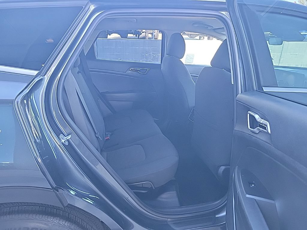 Used 2023 Kia Sportage LX FWD image 14