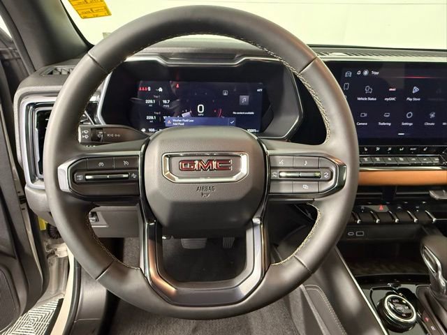Used 2026 GMC Canyon AT4 image 25