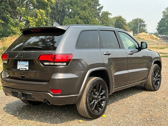 Used 2021 Jeep Grand Cherokee Laredo X AWD/4WD image 9