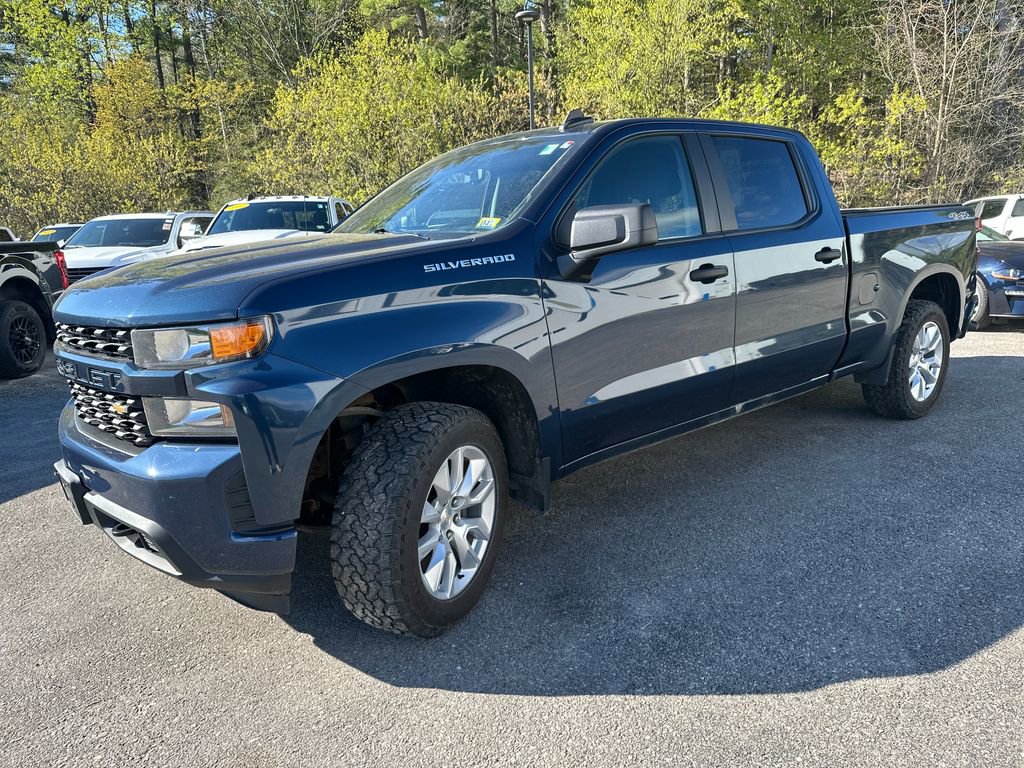 Used 2020 Chevrolet Silverado 1500 Custom w/ Custom Value Package AWD/4WD image 1