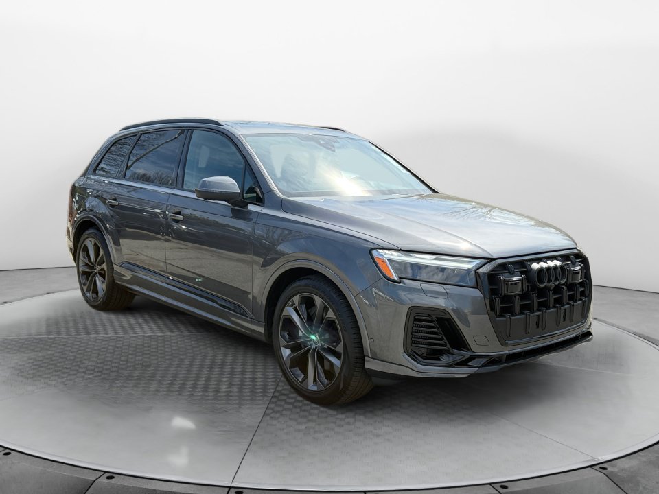New 2026 Audi Q7 3.0T Premium Plus