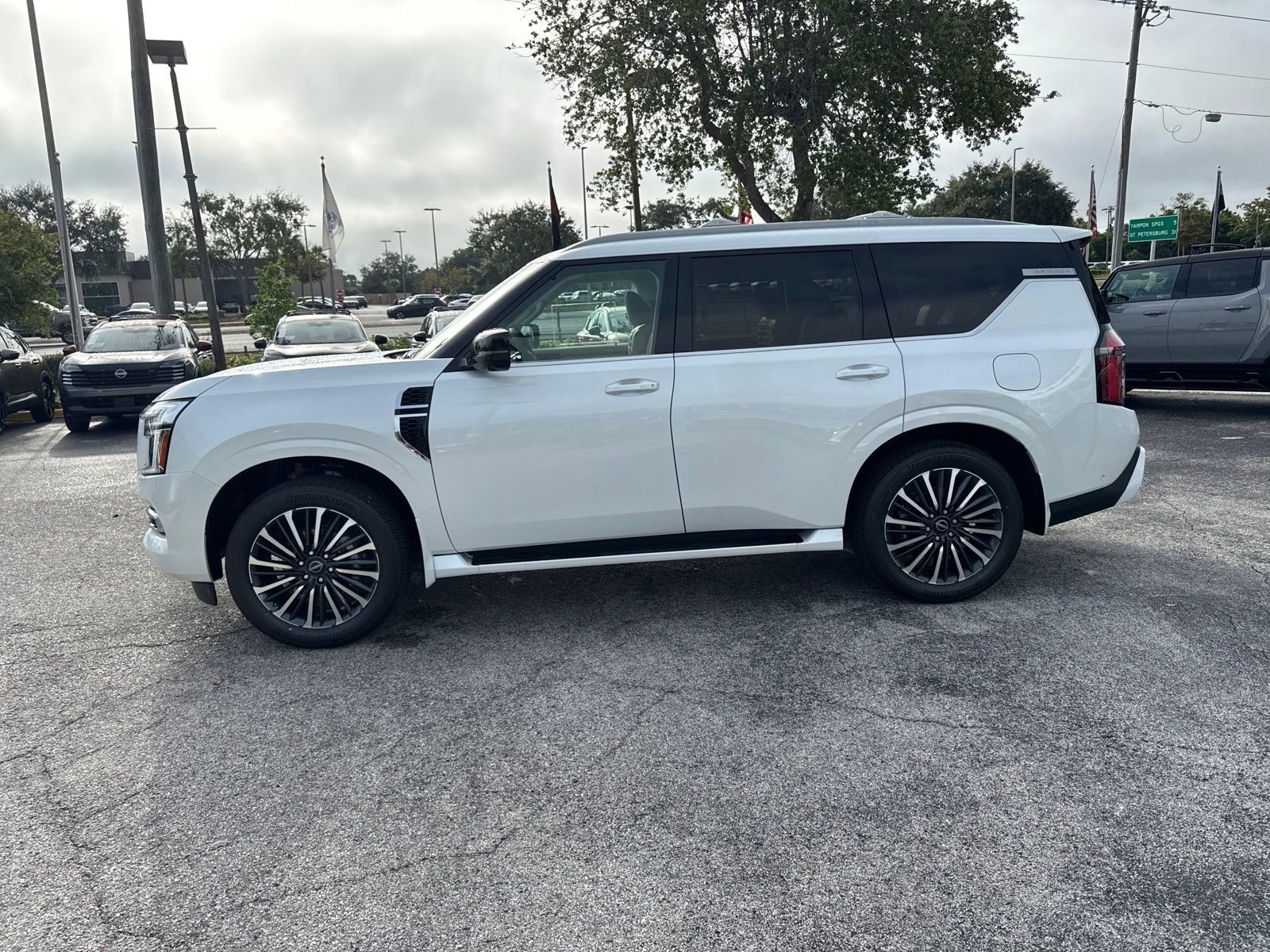 New 2026 Nissan Armada Platinum Reserve image 10