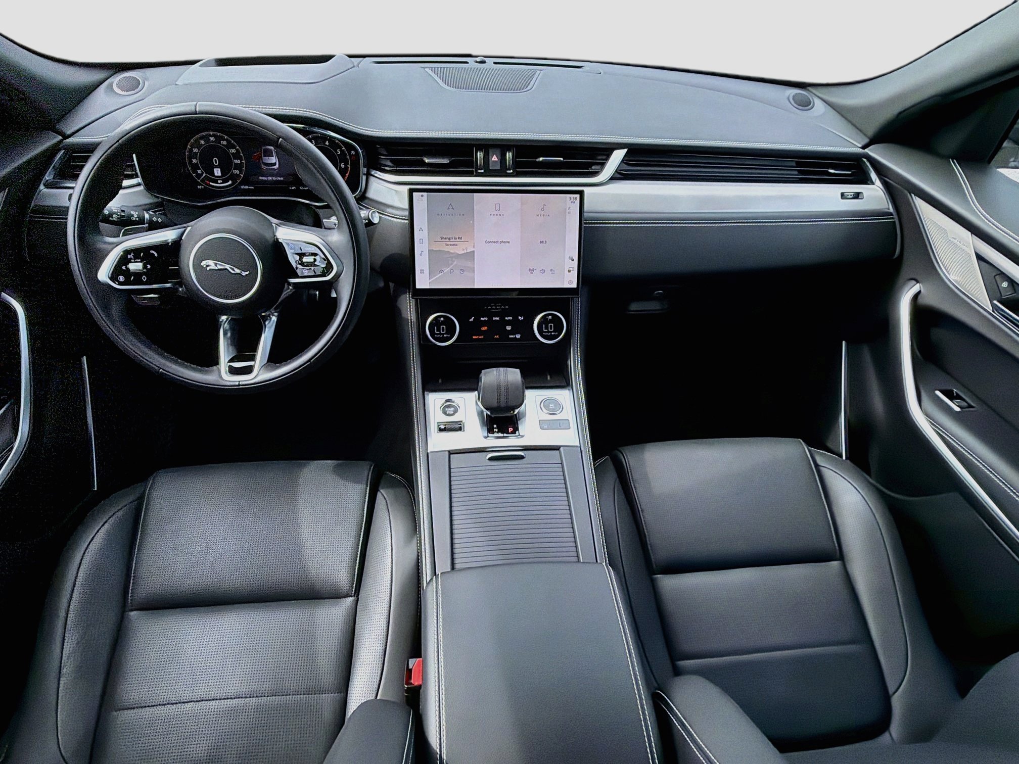 Used 2026 Jaguar F-PACE R-Dynamic S AWD/4WD image 16