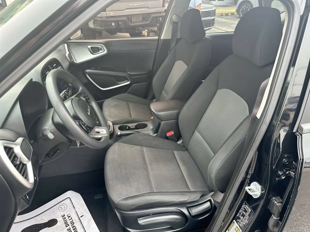 Certified 2022 Kia Soul LX FWD image 15